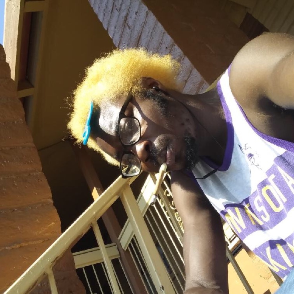 Meet your Posher, Christopher